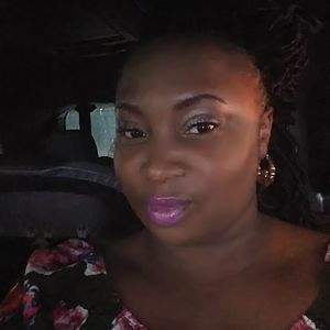 Meet your Posher, Whitney